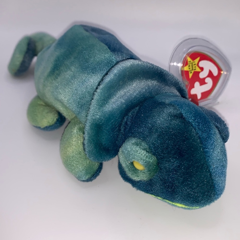 Ty Beanie Baby “Rainbow” Chameleon